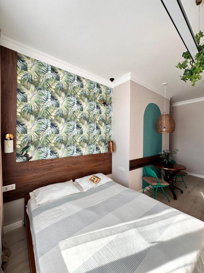 тропики в толе Apartment Nur-Sultan (Astana)